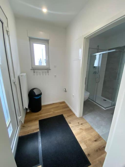 Neues Bungalow Fuer Bis Zu 4 Personen Oberhausen  Esterno foto